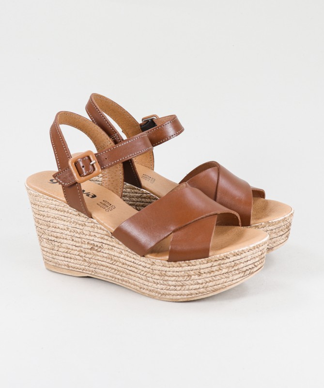 Women's Sandals with Crossed Strips