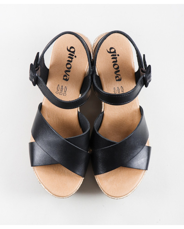 Ladies Sandals in Cunha with Cross Strips