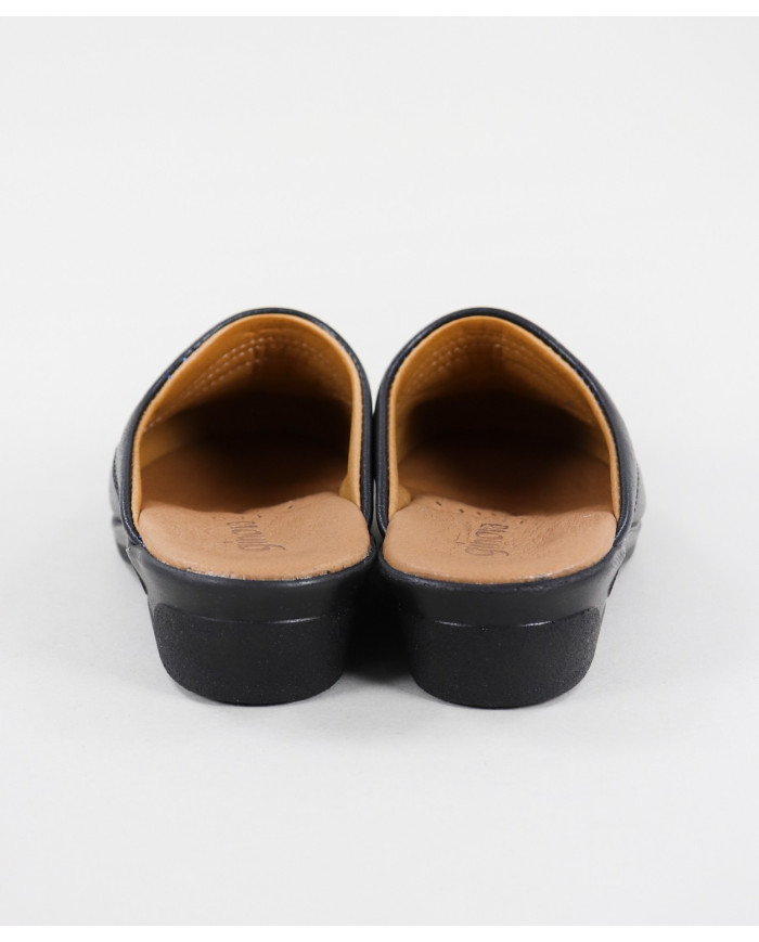 Comfort Slippers with Seams Ginova