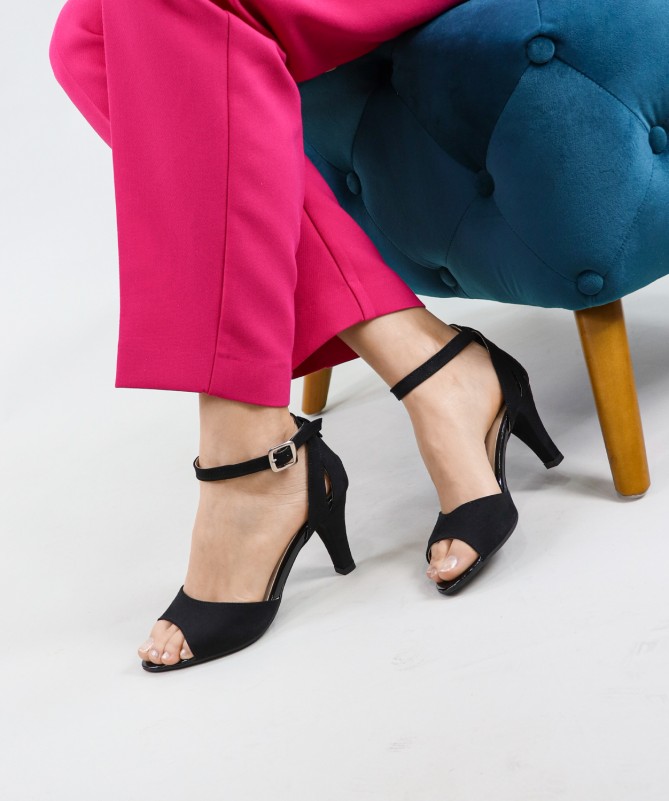 Sandálias de Senhora Ginova com Tira Ajustável