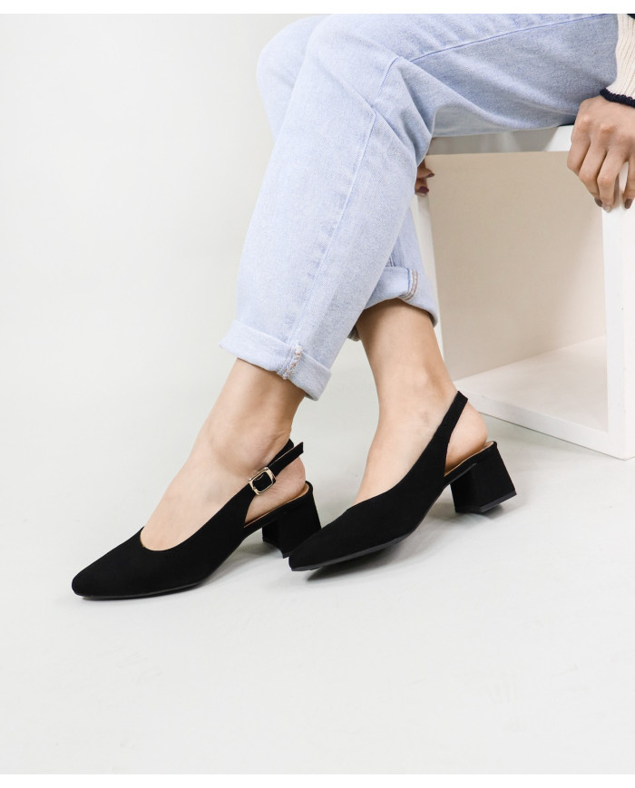 Lady Ginova Shoes with Middle Heel