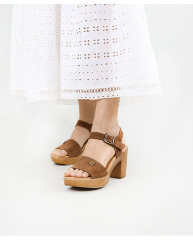 Ms. Ginova Compensated Sandals