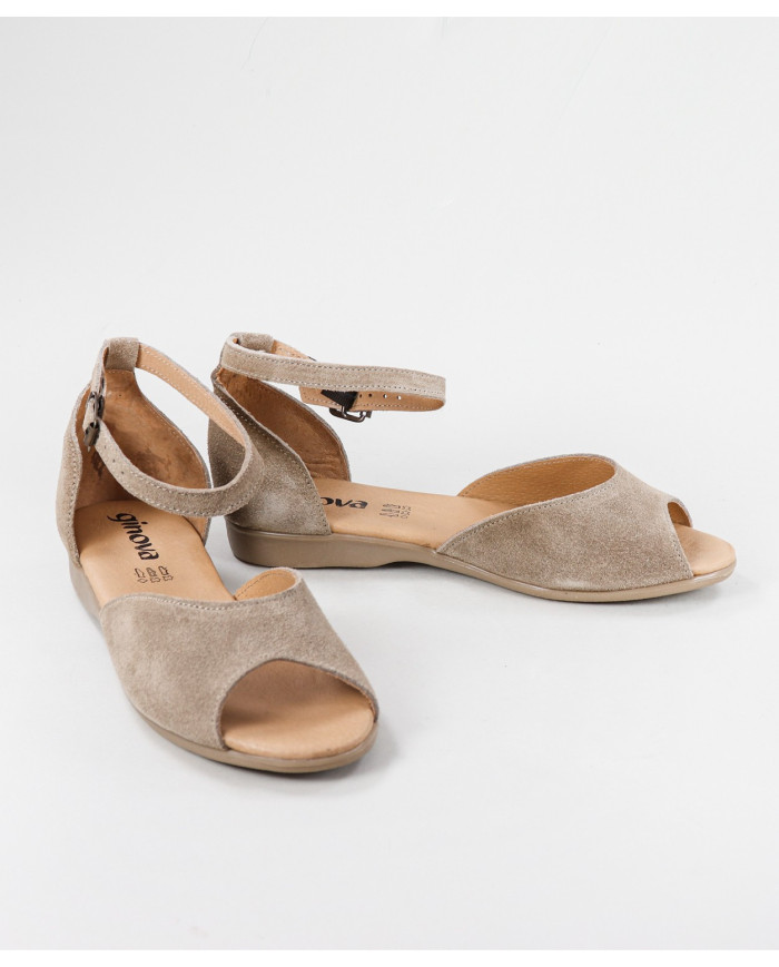 Lady Ginova sandals with Adjusting Strip