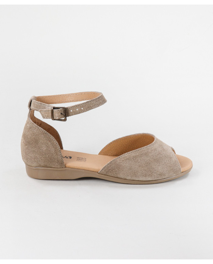 Lady Ginova sandals with Adjusting Strip