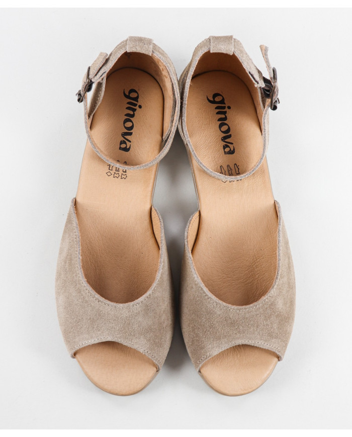 Lady Ginova sandals with Adjusting Strip