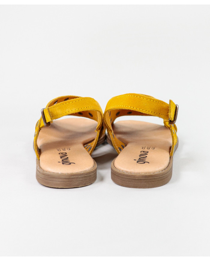 Ladies' Low Sandals with Tachas