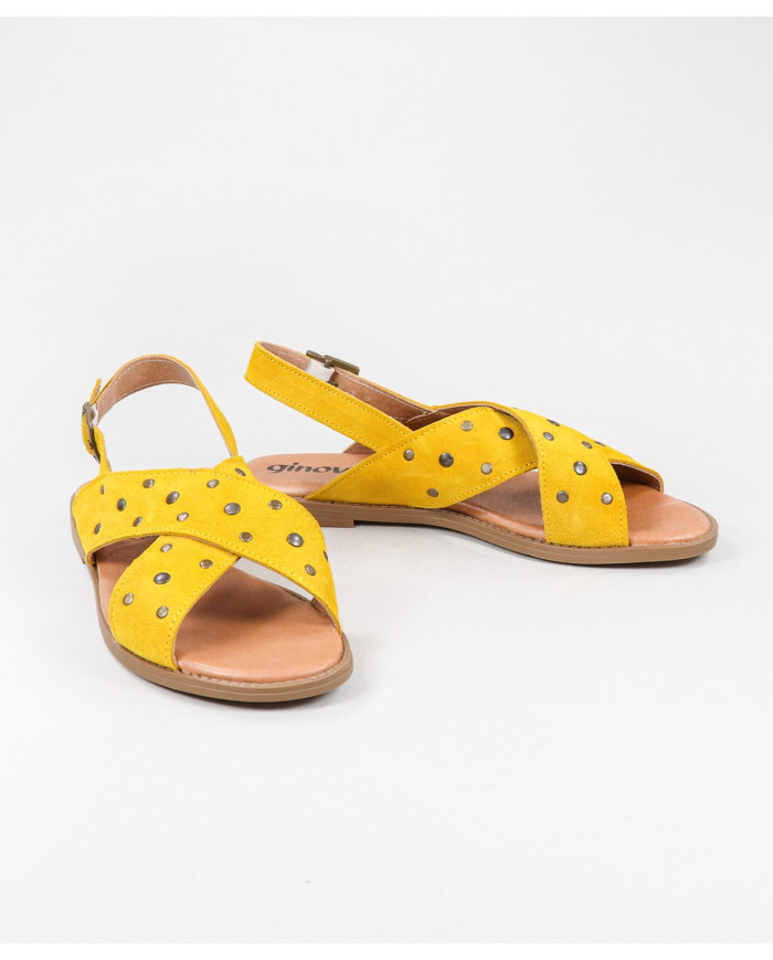 Sandalias bajas de damas con Tachas