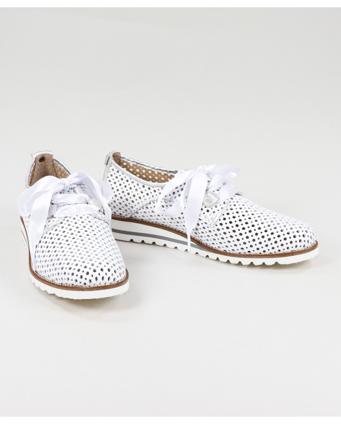 Lady Ginova Shoes Perforated