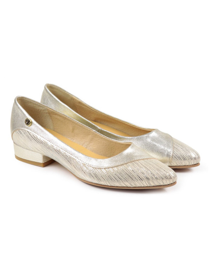 Sabrinas de Senhora Ginova en Bico