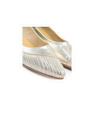 Sabrinas de Senhora Platinadas Ginova in Bico