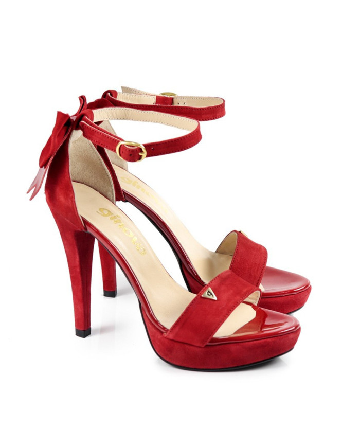 Elegant Women's Red Sandals with Laço Ginova