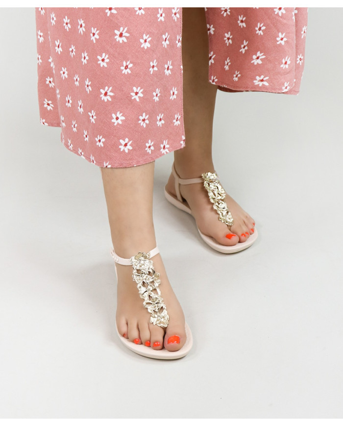 Sandalias Ipanema Beige Classy Shiny Flower
