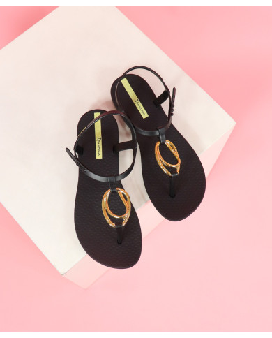 Sandálias Ipanema Preto Class Charm III