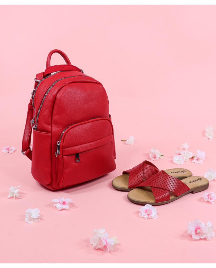 Mochila Roja de Mujer con Bolsillos Delanteros