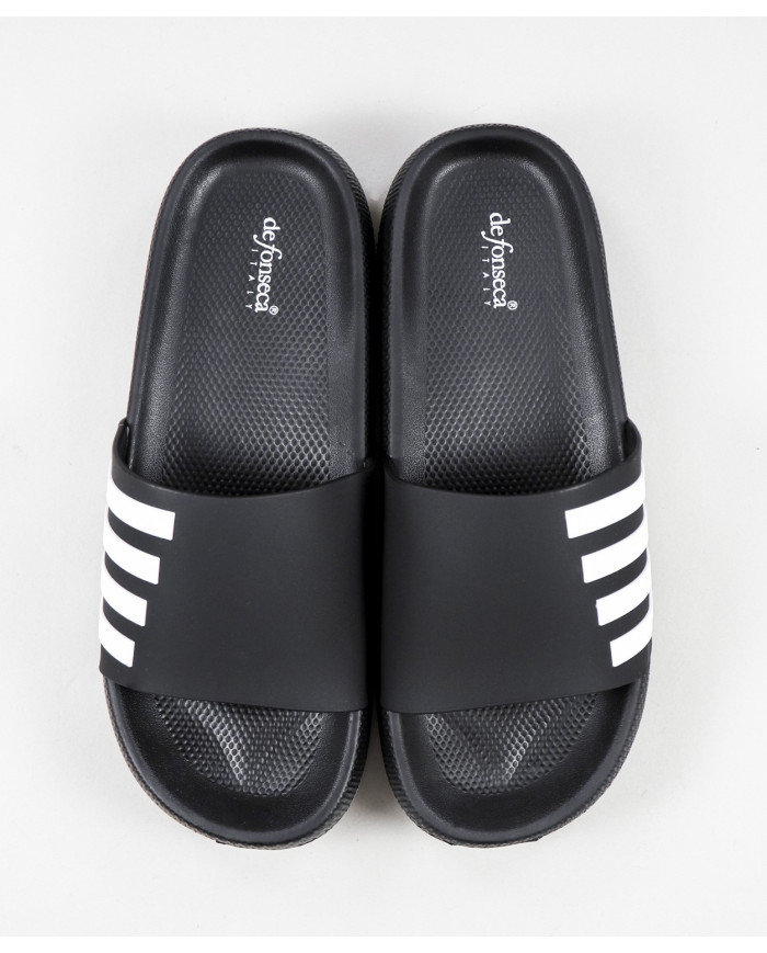 Flops DeFonseca Black Vase And