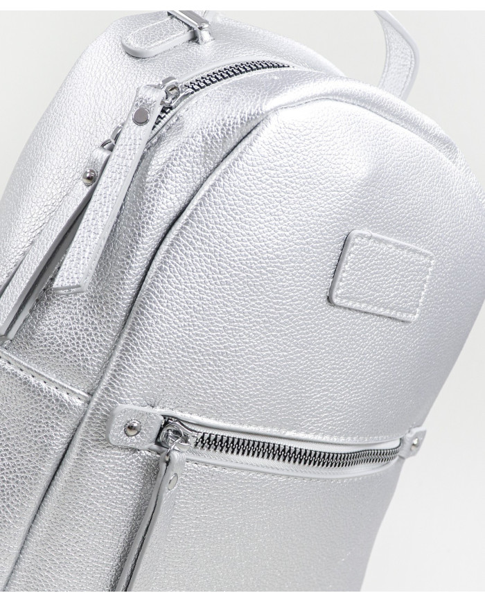 Mochila Plata de Mujer con Bolsillo Frontal