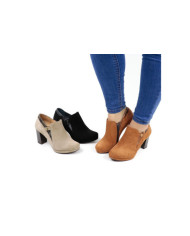Botins de Senhora de Tacão com Fecho Ginova
