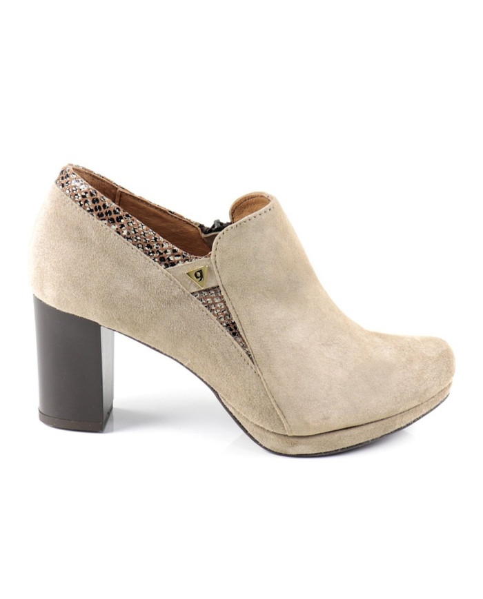 Botins Taupe de Senhora de Tacão com Fecho Ginova