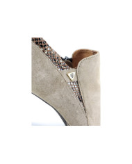 Botins Taupe de Senhora de Tacão com Fecho Ginova