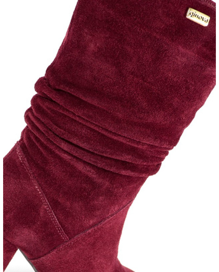 Botas Bordô de Mulher de Cano Médio em Camurça Ginova