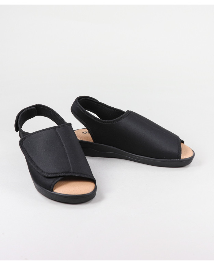 Ladies Comfort Shoes with Full Ginova Opening