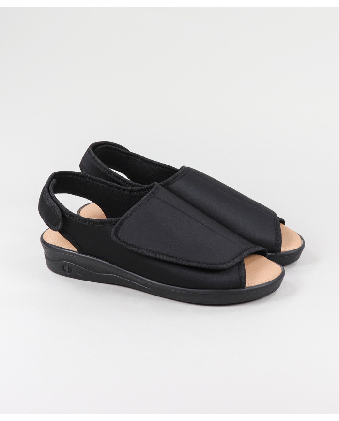 Ladies Comfort Shoes with Full Ginova Opening