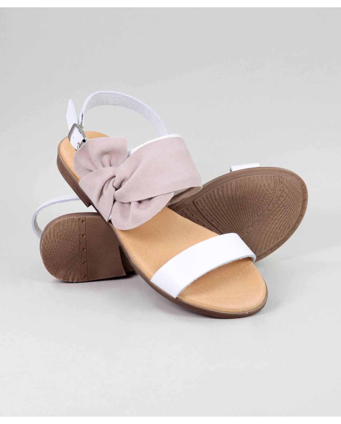 Rasas de Senhora Ginova sandals with lace