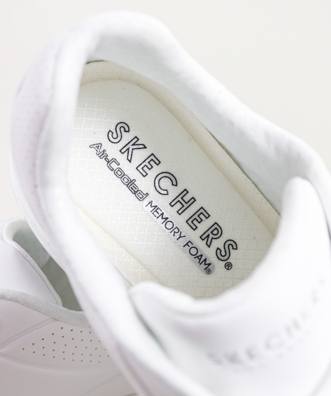 Woman's Skechers Sneakers Stand On Air