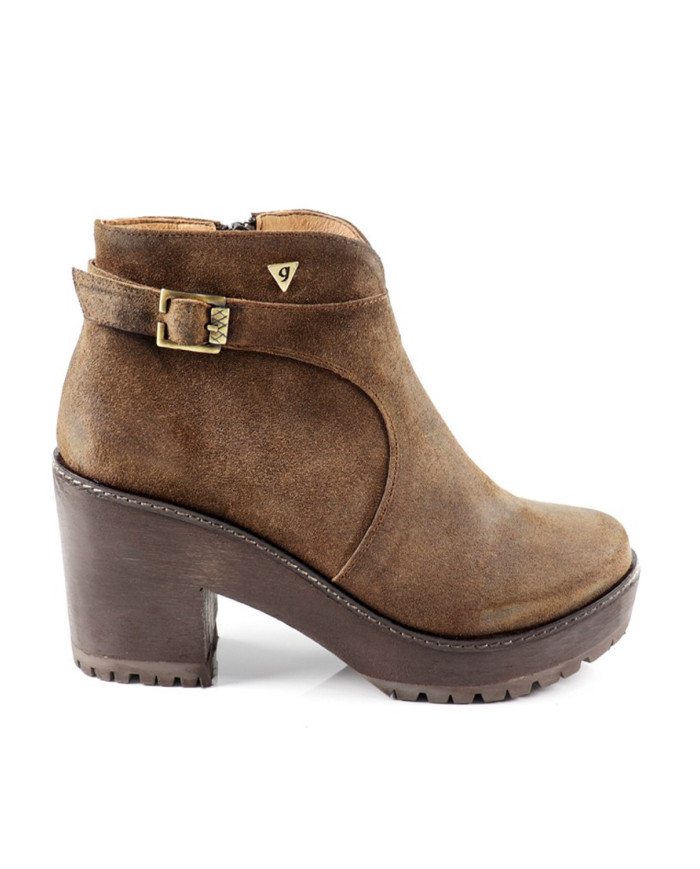 Botins Camel Compensados Ginova com Fecho
