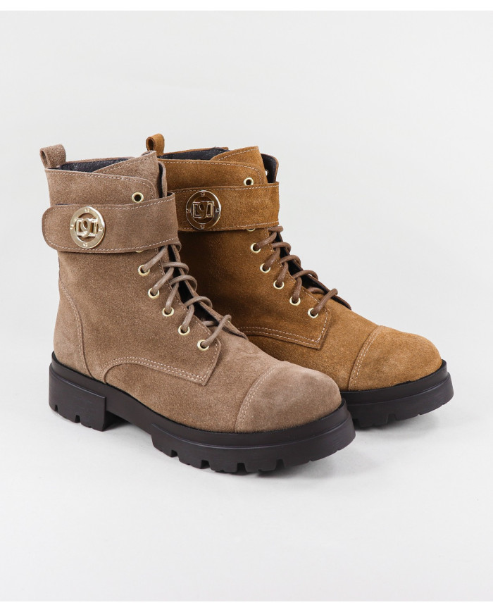 Boots of Lady Ginova Military with Fecho