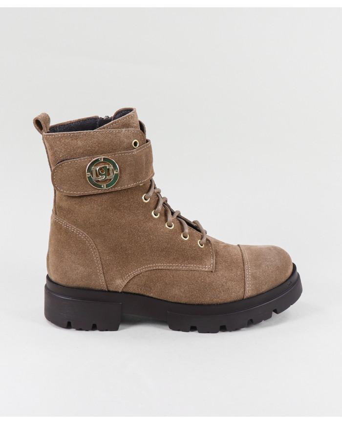 Boots of Lady Ginova Military with Fecho