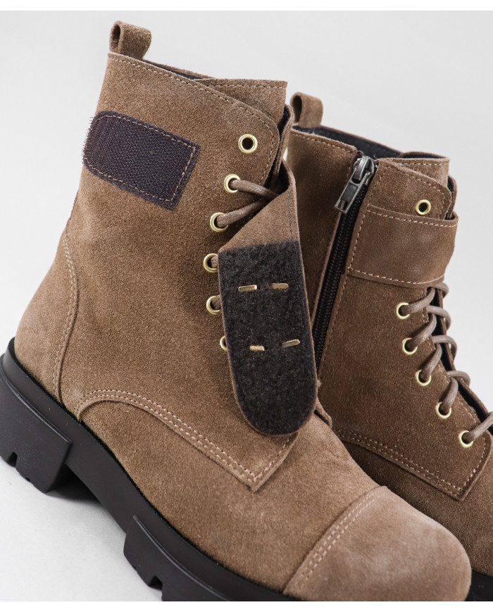 Boots of Lady Ginova Military with Fecho