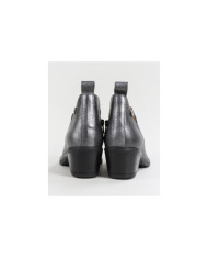 Botas de Mulher Ginova com Efeito Metalizado