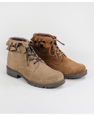 Botas de Senhora Ginova com Folhos