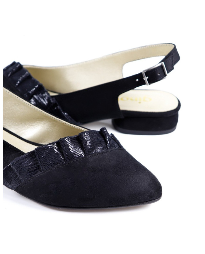 Sandalias Rase con Folhos Ginova