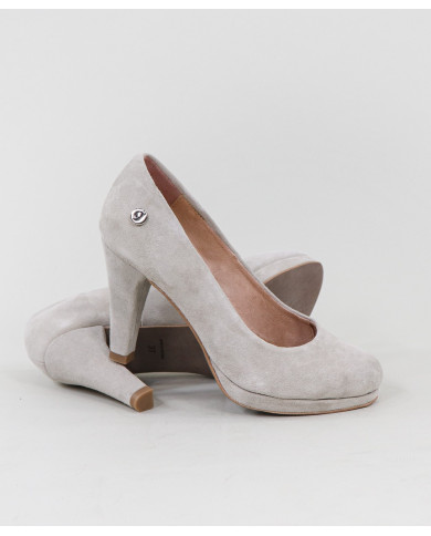 Sapatos Fechados com Tacão Alto Ginova