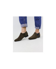 Ms. Ginova Botins with Elastics