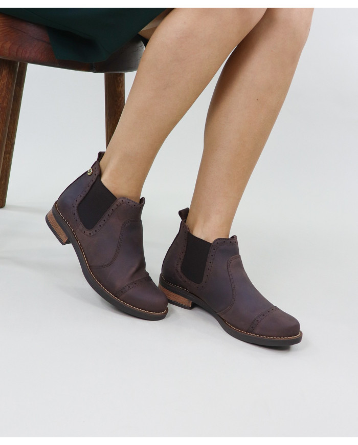 Boots of Lady Ginova with Elastics