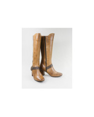 Botas Cano Alto Ginova de Tacão