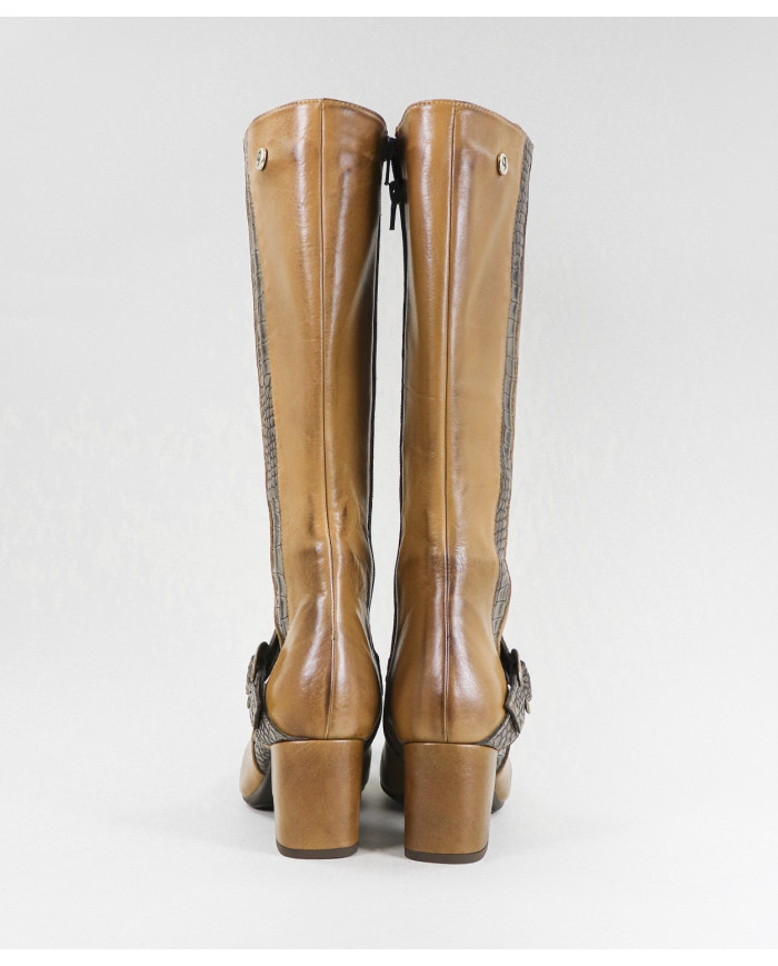 Botas Cano Alto Ginova de Tacão