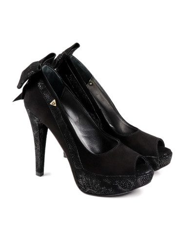 Sapatos Pretos de Senhora Ginova com Laço Atrás