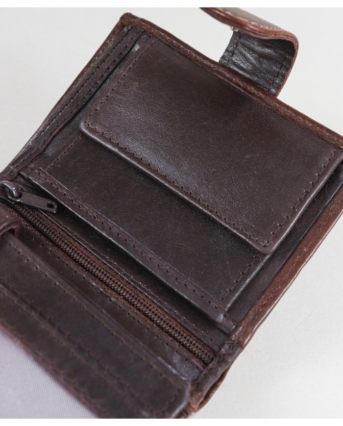 Men's Wallet in Skin with Various Compartments