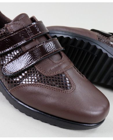Sapatos Ginova de Velcro de Senhora
