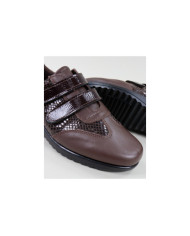 Sapatos Ginova de Velcro de Senhora