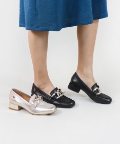 Sapatos de Mulher com Aplique Metálico Ginova