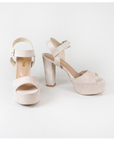 Ginova Compensated Woman Sandals
