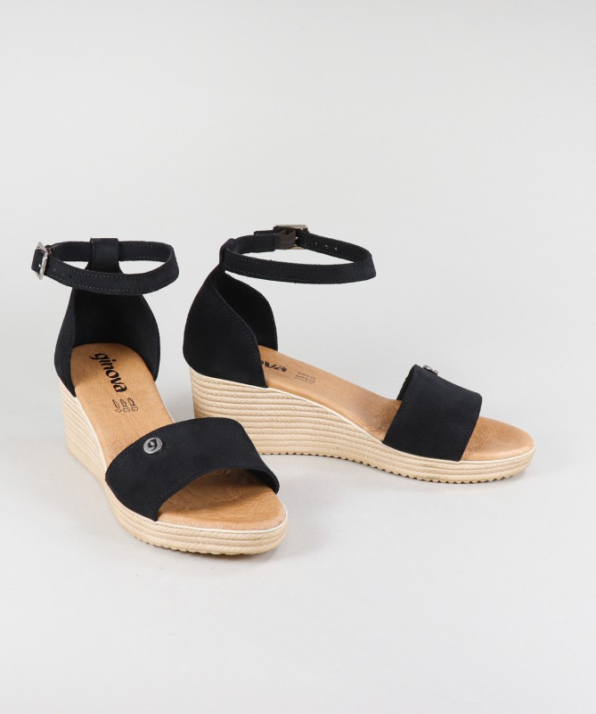 Women's Sandals with Crossed Strips
