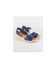 Women's Sandals with Cross Strips