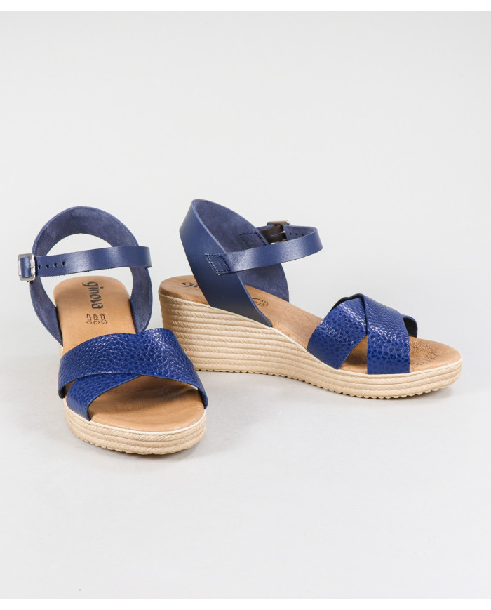 Women's Sandals with Cross Strips
