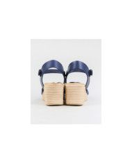 Women's Sandals with Cross Strips